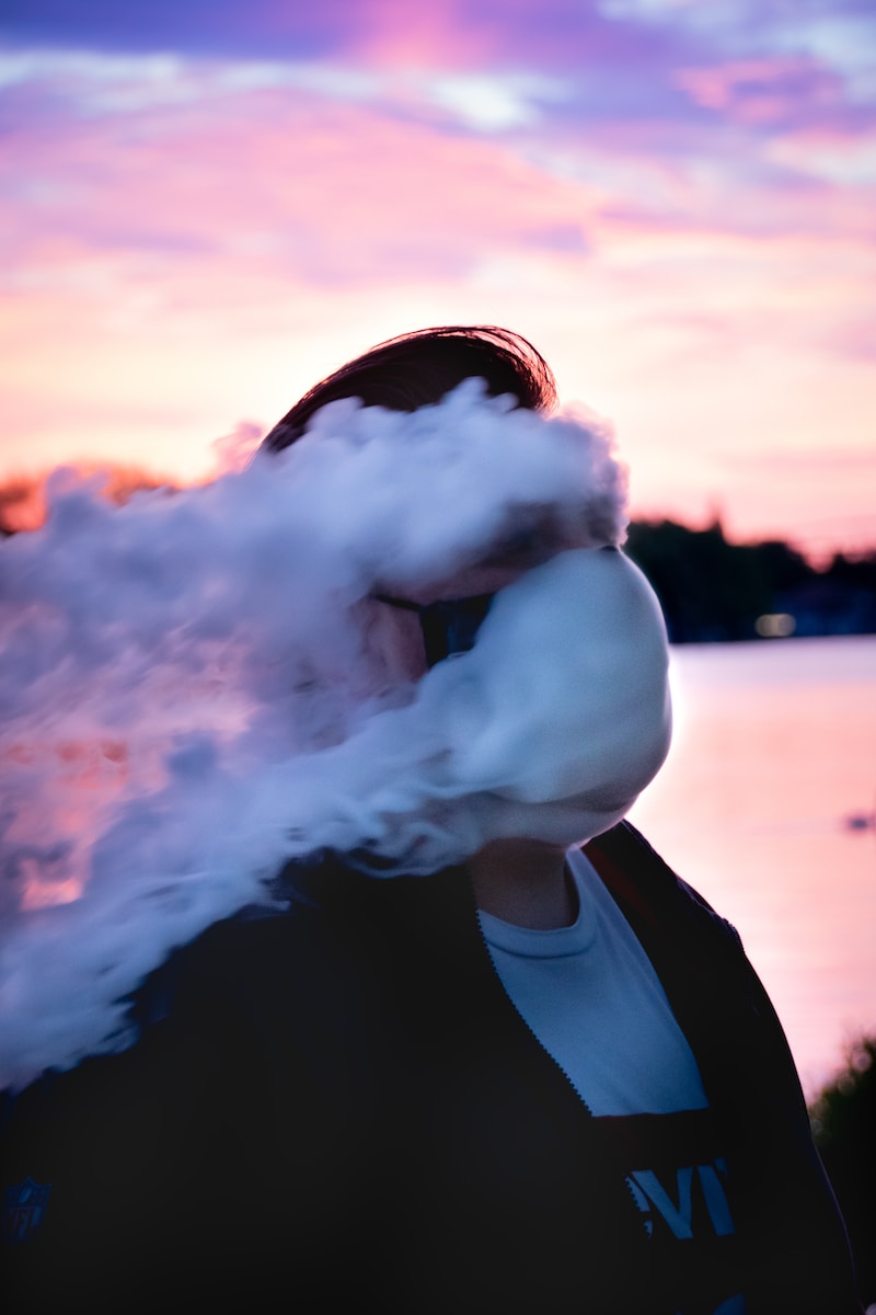 Vapotage : les effets secondaires de l’e-cigarette